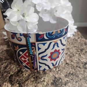 Beautiful Raised Vase